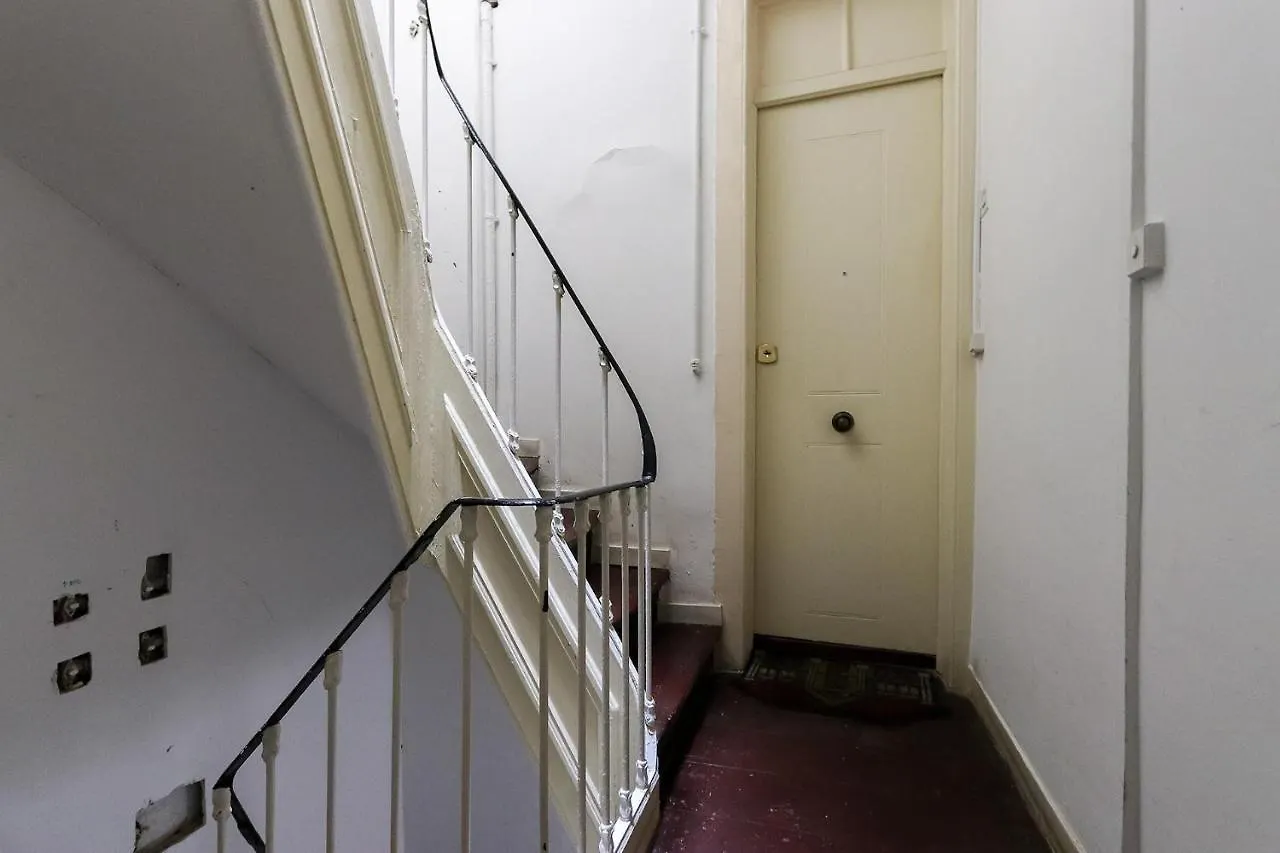 Cosy Liberdade By Homing Daire Lisboa